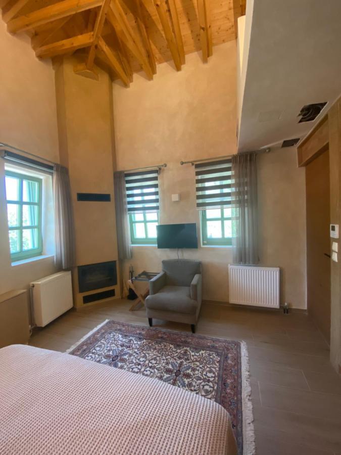 شقة Aristi Boutique Stonehouse With Attic المظهر الخارجي الصورة
