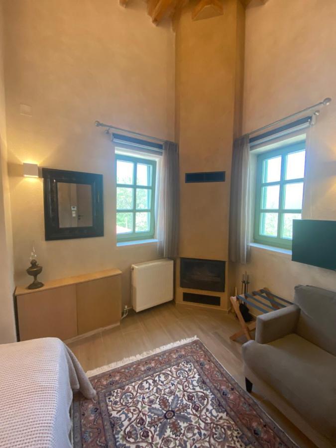 شقة Aristi Boutique Stonehouse With Attic المظهر الخارجي الصورة