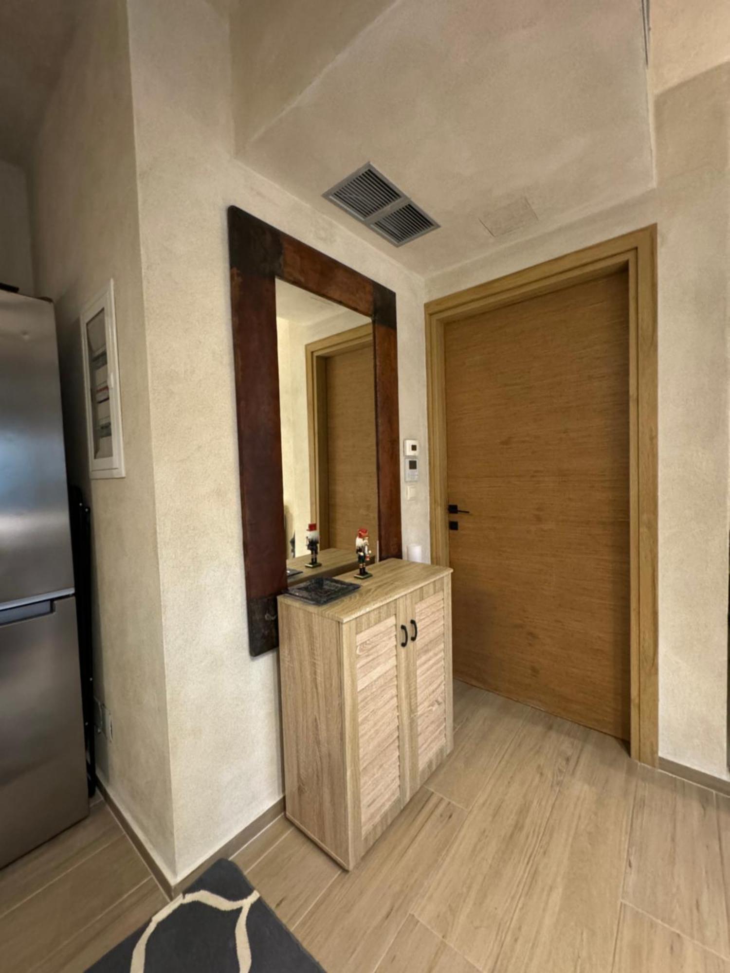 شقة Aristi Boutique Stonehouse With Attic المظهر الخارجي الصورة